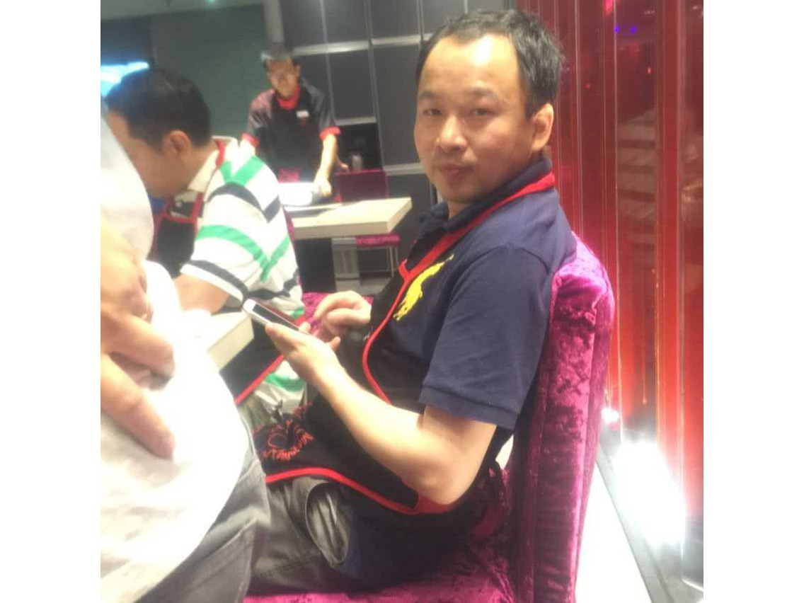 金大城硅胶礼品厂家成员
